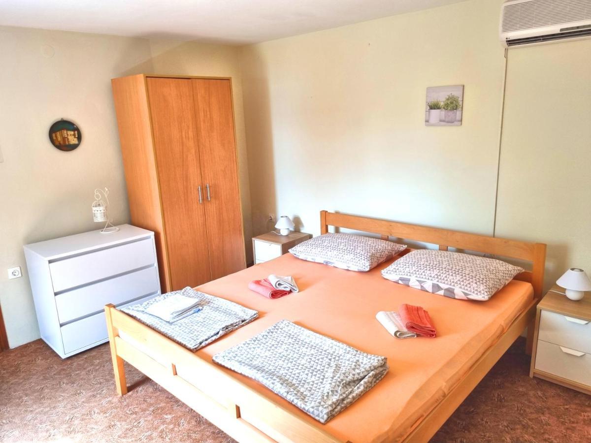 Willa House Lopica Senj  Zewnętrze zdjęcie